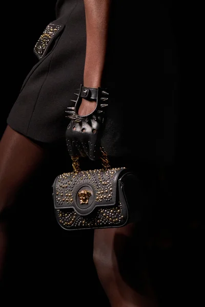 Look 31